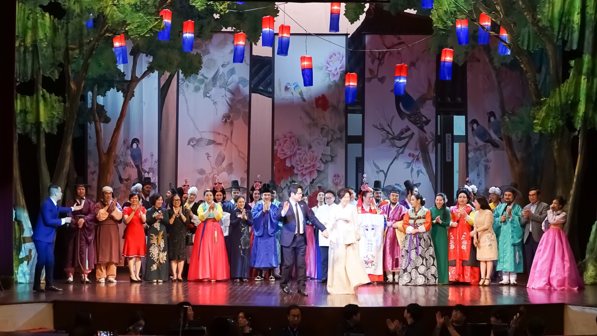 Đặc sắc và giàu truyền thống cùng đêm diễn Opera Hàn Quốc “Ngày lấy chồng”